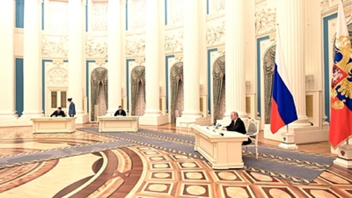 Владимир Путин согласился на переговоры об избрании нейтрального статуса для Украины