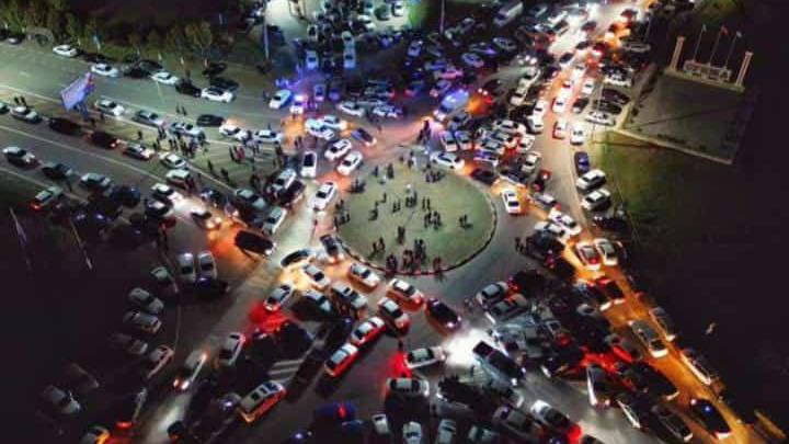 Тысячи жителей Ингушетии встретили самолёт с телами погибших у офиса Wildberries
