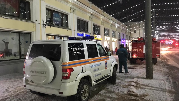 В центре Владимира горел магазин Гусевской хрусталь