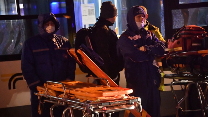 25 человек погибли во время пожара в ночном клубе в Стамбуле