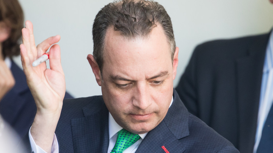 Экс-глава аппарата Белого дома признался, что ему надоел сговор Трампа с Россией Экс-глава аппарата Белого дома признался, что ему надоел сговор Трампа с Россией