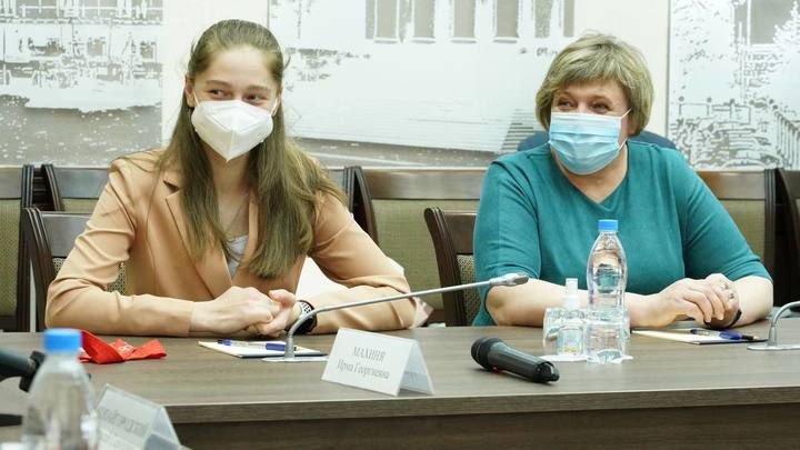 Призёрше Олимпийских игр по прыжкам с трамплина Ирме Махине подарили две квартиры в Сочи