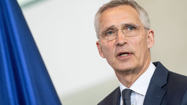 Столтенберг останется в должности генсека НАТО еще на год