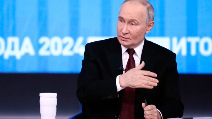 Переговоры с Украиной стартовали с начала СВО. Киеву просто нужно было уйти с Донбасса