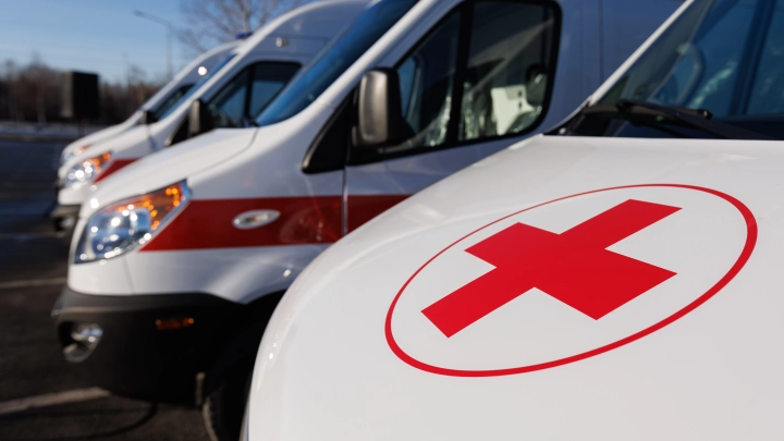 Нескорая помощь: Больные ждут неотложку часами. И такое - по всей России. Что произошло с экстренной службой?