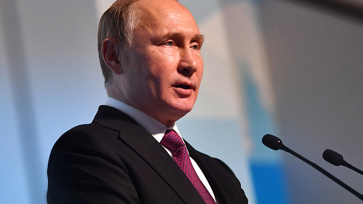 Путин предложил упорядочить и усовершенствовать судебные экспертизы