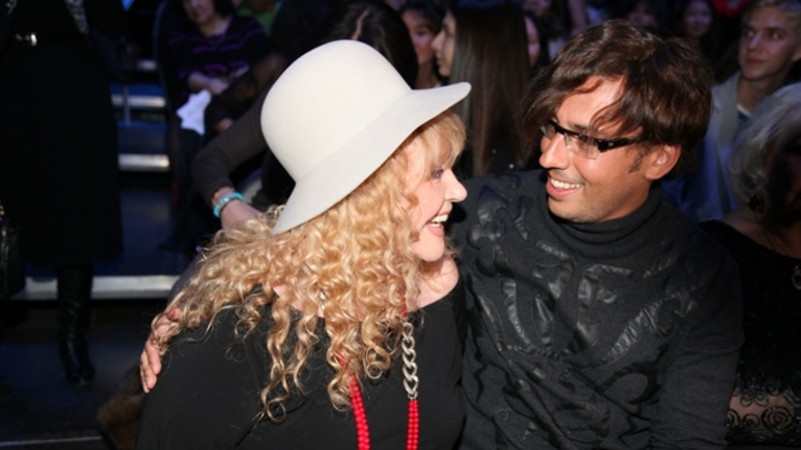 Блогер с Украины Kyivstoner рассказал о звонке Пугачевой и Галкина* после начала СВО