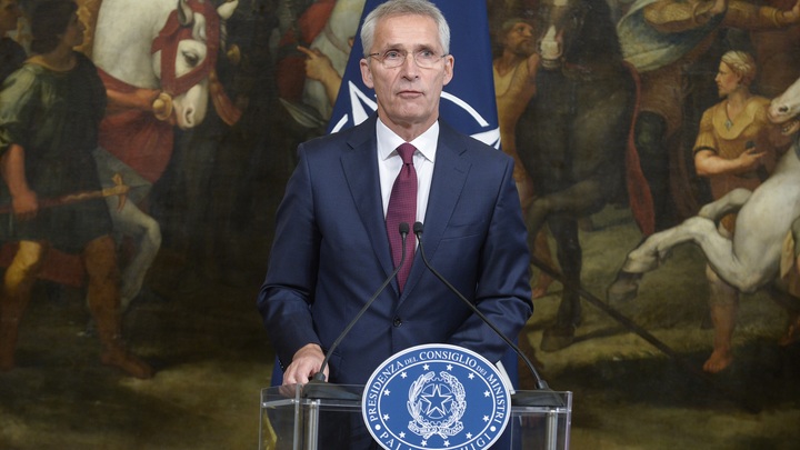 В НАТО вежливо послали Украину: Сейчас другие приоритеты - Столтенберг