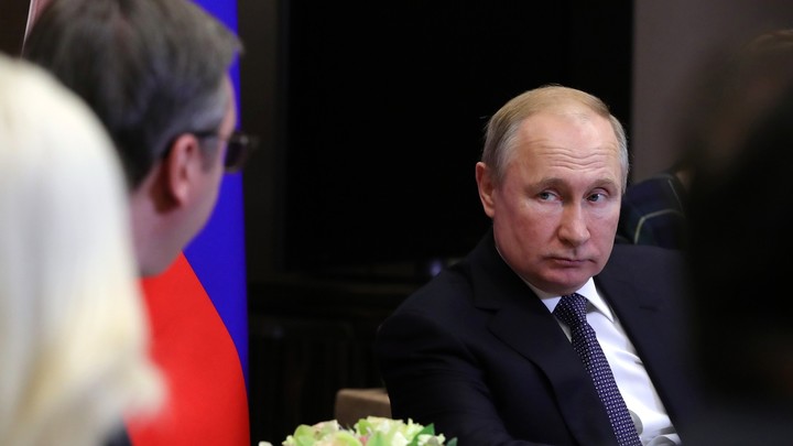 Вучич занервничал. Требует разговора с Путиным