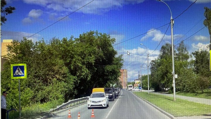 В Новосибирске объявили в розыск сбившего подростка водителя