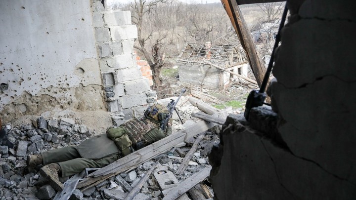 Клещи ВСУ под Бахмутом превратились в мясорубку - источник