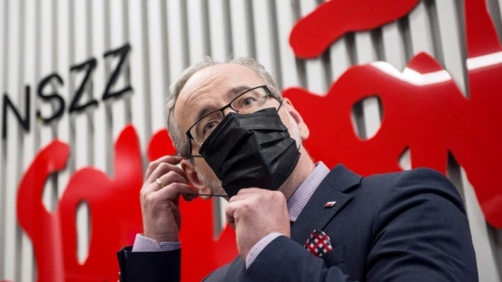 Польского чиновника запинали ногами: Ноль снисхождения – Припомнили ковид