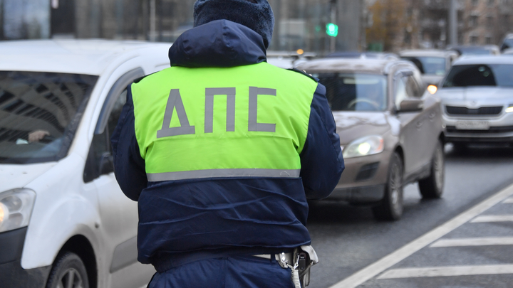 По дороге на Суздаль два человека погибли в опрокинувшейся в кювет машине