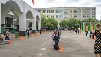 Праздничный салют в честь дня города