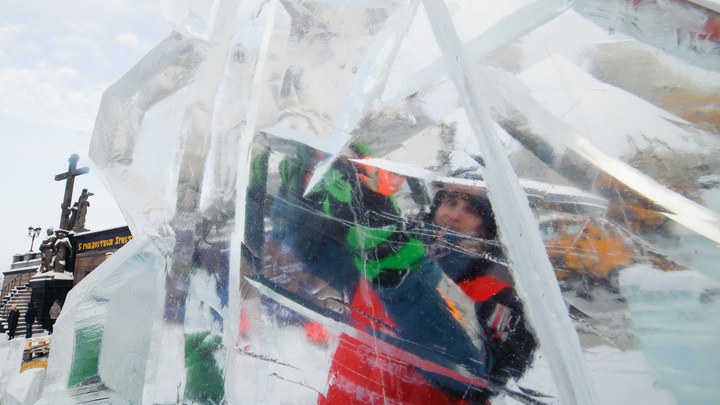 На площади 1905 года в Екатеринбурге построят 12-метровый замок