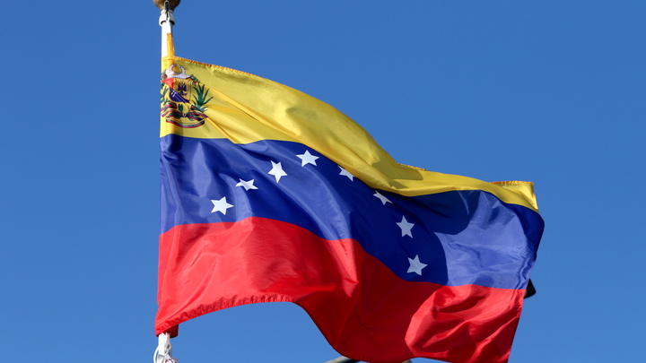 В Венесуэле выдали ордер на арест президента Аргентины Милея