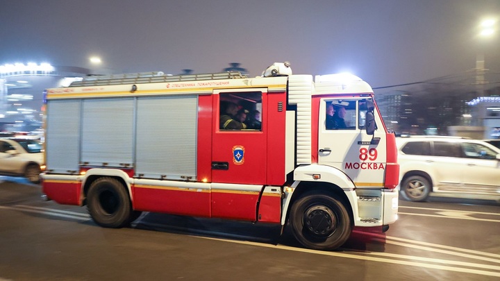 Пожар на площади 770 квадратных метров произошёл в школе Подольска