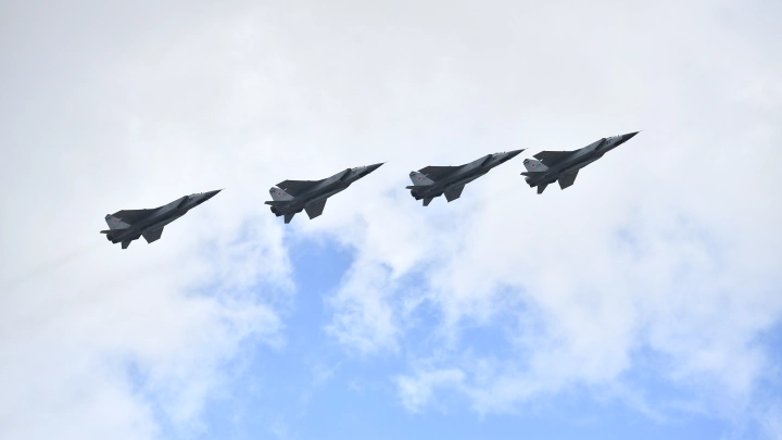 Военкор Коц усомнился в заявлении Эстонии о вторжении МиГ-31
