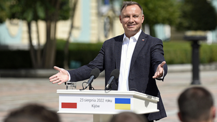 Пранкеры раскрыли тайну Дуды: Вован и Лексус вспомнили подробности разговора с главой Польши