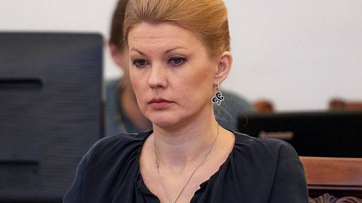 Экс-замминистра Ракова по всем пунктам признала вину в мошенничестве. Зуев последовал её примеру