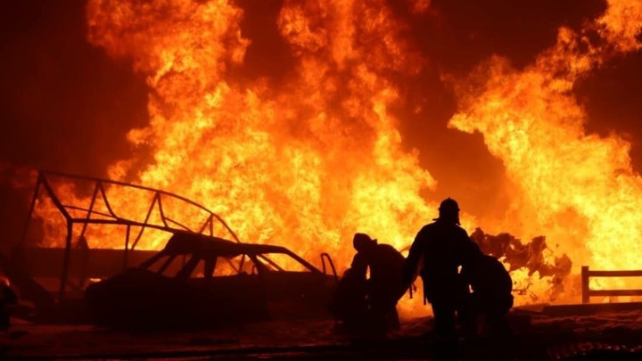 Умер с камерой в руках: Спасатель указал на трагическую ошибку многих во время взрыва в Махачкале