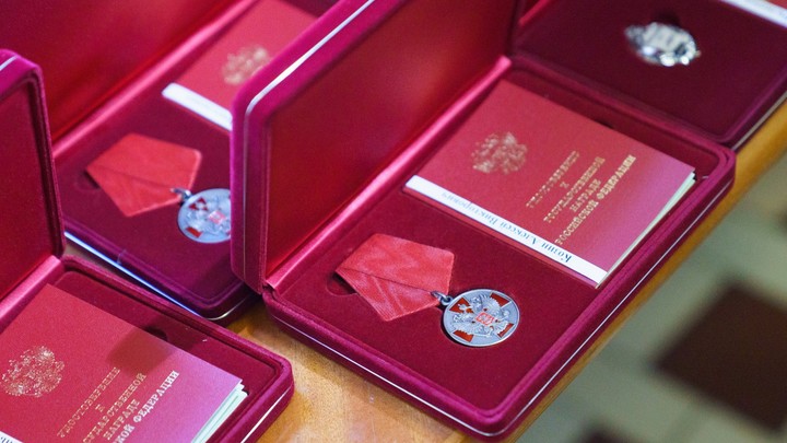 Кого наградил Президент России в Ивановской области перед Новым годом
