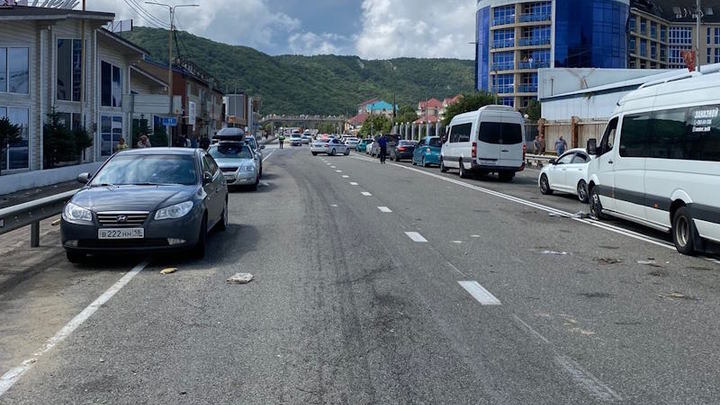 Спасатели откачали воду со всех подтопленных домов в Туапсинском районе