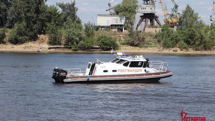 В Самаре сотрудники Росгвардии спасли девушку от возможного самоубийства
