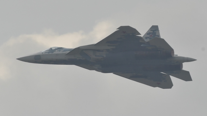 Русские СУ-34 нанесли удар по опорному пункту ВСУ в зоне спецоперации