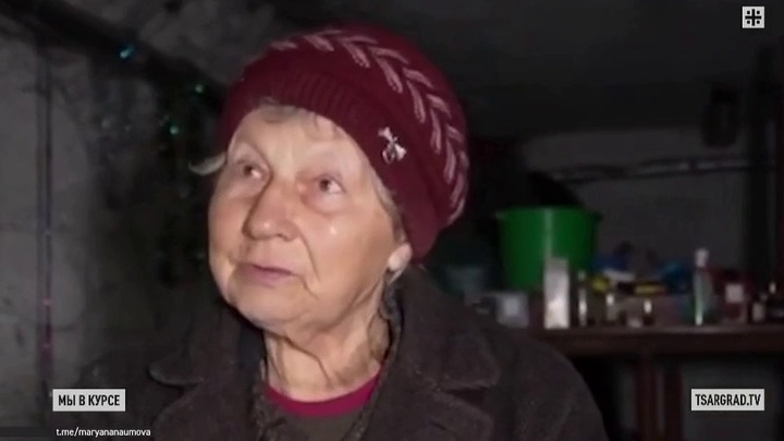 Бабушка живая, помогите! 26 дней Антонина Олейникова просидела в подвале с мёртвыми